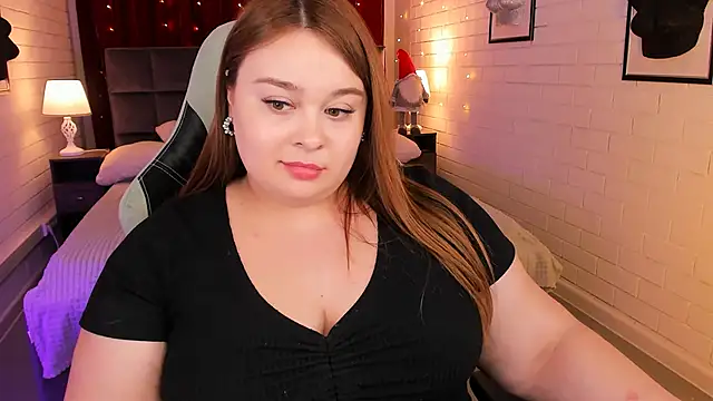 Snapshot of KimberlyMaran chatting on 01/18/25, 03:05 KimberlyMaran online show from 01/18/25, 03:05