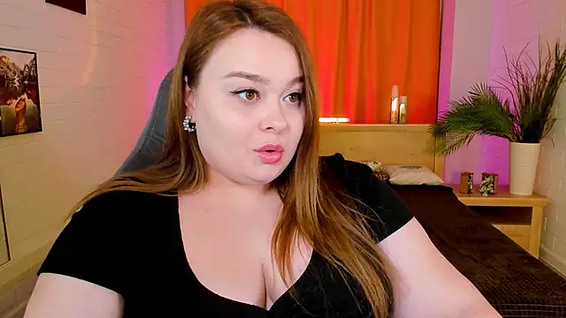 Snapshot of KimberlyMaran chatting on 01/28/25, 03:25 KimberlyMaran online show from 01/28/25, 03:25