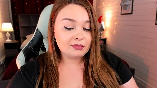 Snapshot of KimberlyMaran chatting on 01/31/25, 06:14 KimberlyMaran online show from 01/31/25, 06:14