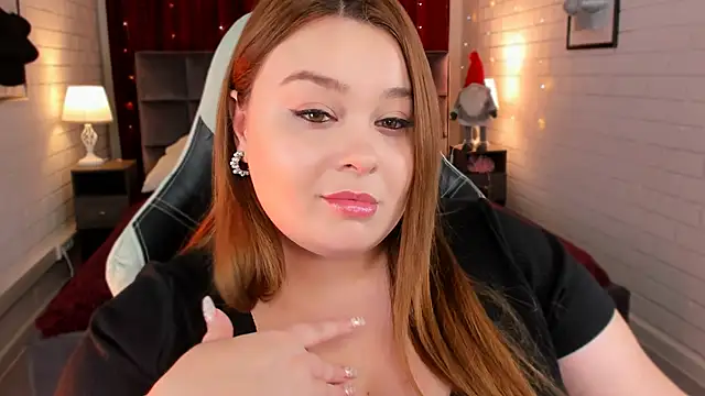 Snapshot of KimberlyMaran chatting on 02/02/25, 12:13 KimberlyMaran online show from 02/02/25, 12:13