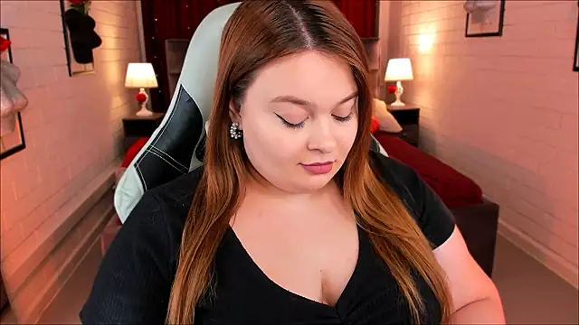 Snapshot of KimberlyMaran chatting on 02/23/25, 03:18 KimberlyMaran online show from 02/23/25, 03:18