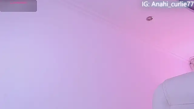 Snapshot of anahi_curlie1 chatting on 03/15/25, 03:51 anahi curlie1 online show from 03/15/25, 03:51