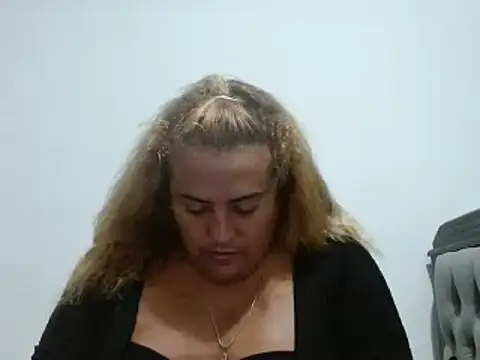 KIARAMARSHALLWELLZ online show from 02/02/25, 02:38