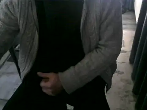 hornyman18cm39 online show from 02/03/25, 12:03