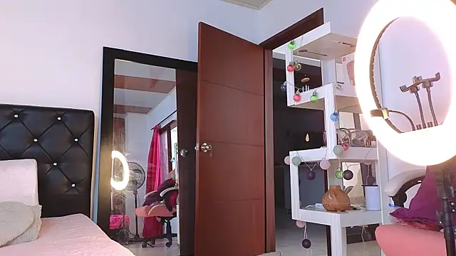 tatiana big ass boobs online show from 10/07/25, 09:45