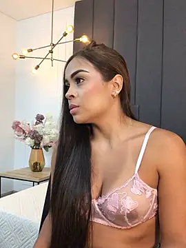 Snapshot of JuanaSimons chatting on 01/10/25, 02:57 JuanaSimons online show from 01/10/25, 02:57
