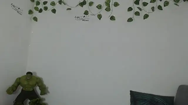 Angel bran online show from 11/18/25, 08:13