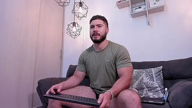 SebastianVilla  online show from 02/02/25, 10:49