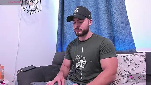 SebastianVilla  online show from 02/25/25, 03:27