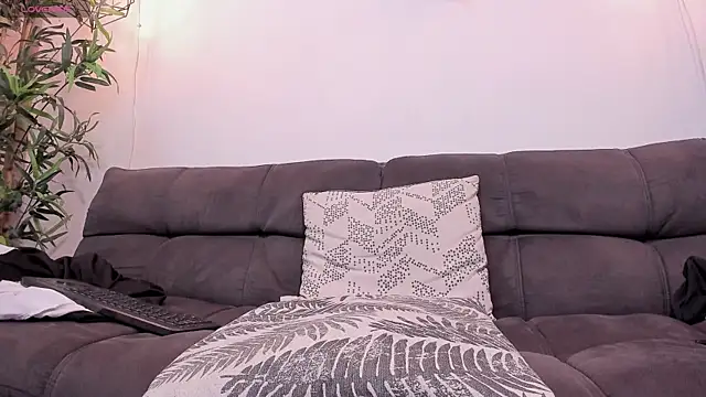 SebastianVilla  online show from 03/07/25, 07:16