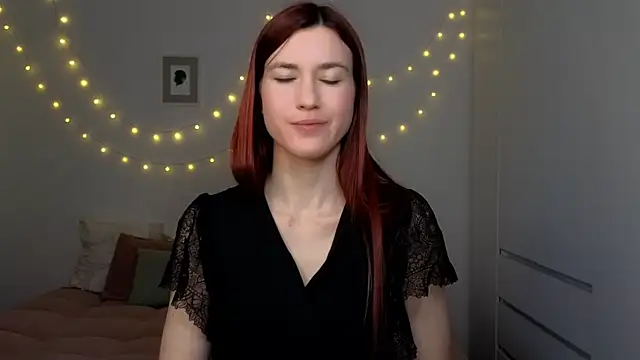 AliciaNewell online show from 04/25/26, 03:53
