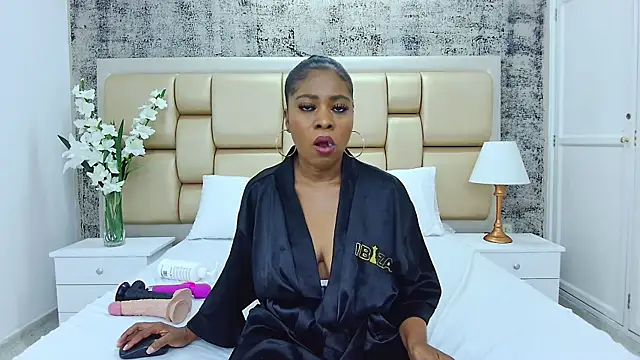 AlisonTravis online show from 01/08/25, 07:03