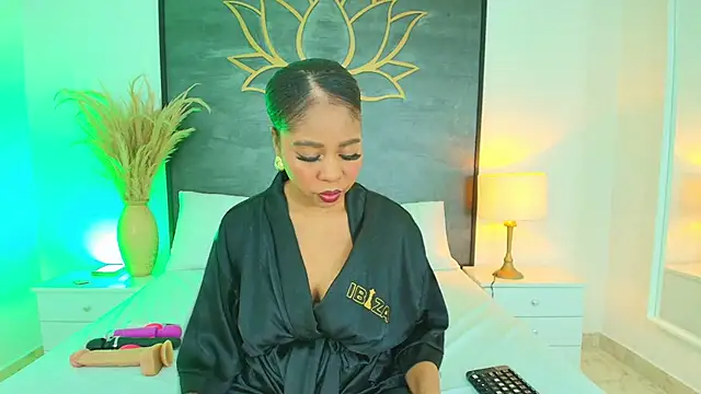 AlisonTravis online show from 06/12/26, 03:38