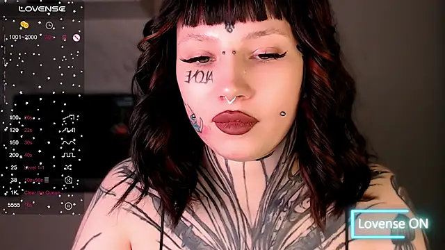 Snapshot of tradishka chatting on 01/20/25, 08:18 tradishka online show from 01/20/25, 08:18