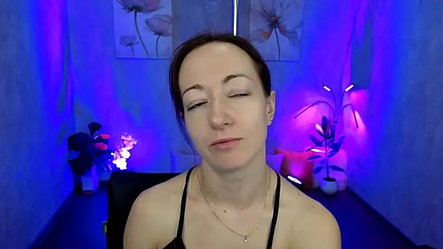 Snapshot of kimberlyray777 chatting on 03/22/25, 04:37 kimberlyray777 online show from 03/22/25, 04:37
