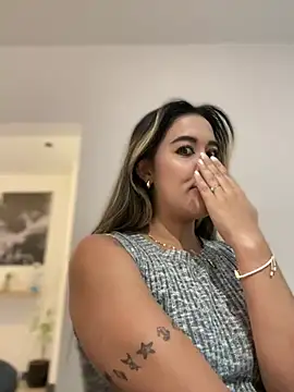 Snapshot of Emilia_Bakerr chatting on 01/23/25, 05:42 Emilia Bakerr online show from 01/23/25, 05:42