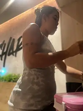 Snapshot of Emilia_Bakerr chatting on 03/10/25, 06:34 Emilia Bakerr online show from 03/10/25, 06:34