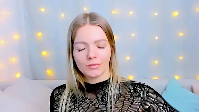 Snapshot of Lily_Daviss chatting on 01/08/26, 03:09 Lily Daviss online show from 01/08/26, 03:09