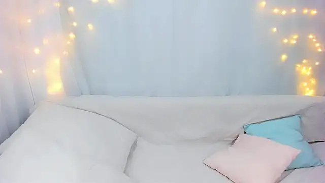 Snapshot of Lily_Daviss chatting on 02/26/26, 10:36 Lily Daviss online show from 02/26/26, 10:36