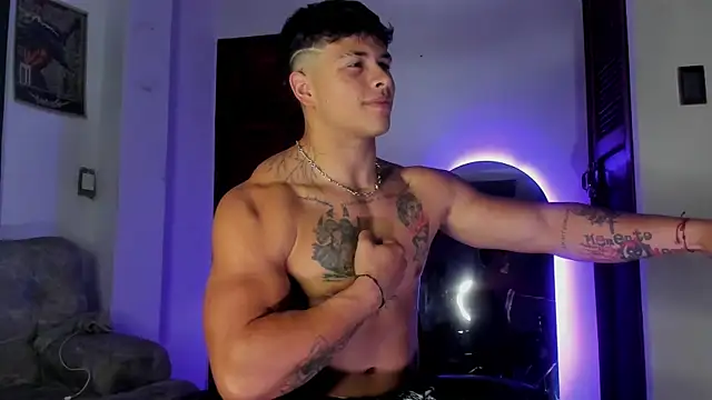 Dominic Biker   online show from 06/24/26, 03:27