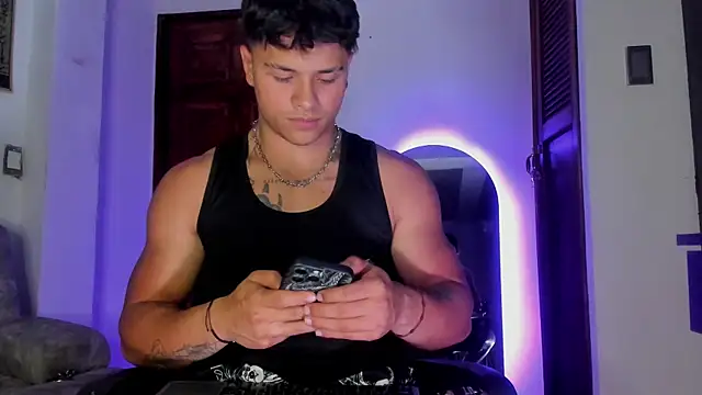 Dominic Biker   online show from 06/26/26, 04:06