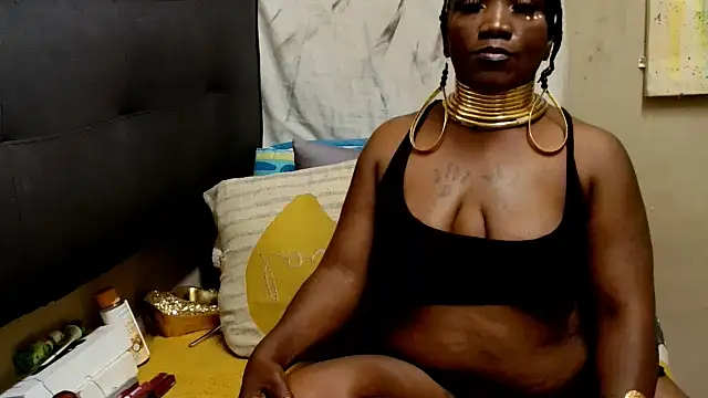 Snapshot of Brunettedevon33 chatting on 09/23/25, 09:07 Brunettedevon33 online show from 09/23/25, 09:07