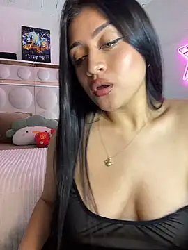 lucianaroy online show from 01/16/25, 03:23