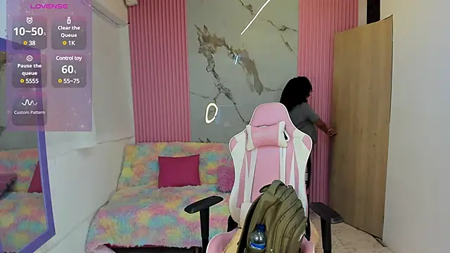 lia 16 online show from 01/31/25, 04:03