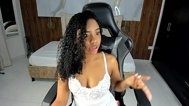 lia 16 online show from 02/21/26, 11:11