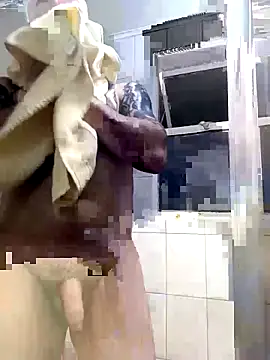 Snapshot of TrainedFinder5 chatting on 10/03/25, 11:46 TrainedFinder5 online show from 10/03/25, 11:46