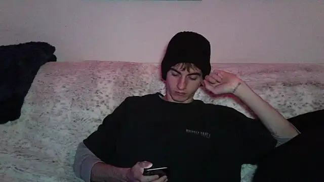 Snapshot of spicylaboi chatting on 01/25/25, 03:09 spicylaboi online show from 01/25/25, 03:09