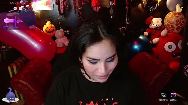 kureiji hentaii online show from 11/26/25, 01:28