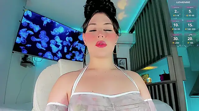 Snapshot of Ashlycuute chatting on 09/13/25, 05:51 Ashlycuute online show from 09/13/25, 05:51