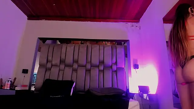 NikkySmiith online show from 05/11/26, 04:04
