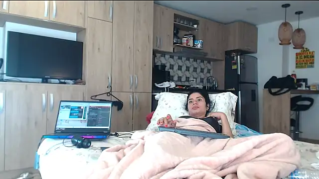 Alondra fetish online show from 02/27/25, 08:39