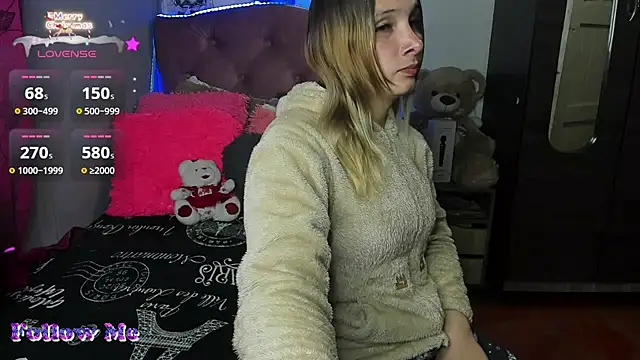 Tiffany bunny2023 online show from 11/22/25, 02:10