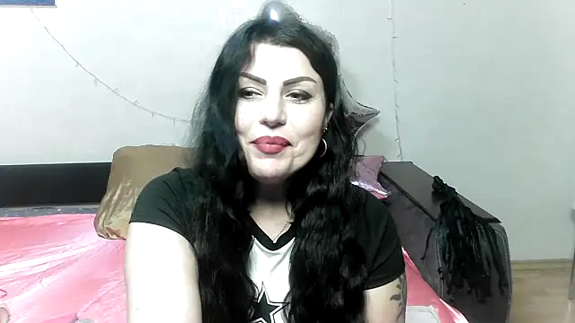 Snapshot of kataleya94 chatting on 12/25/24, 10:48 kataleya94 online show from 12/25/24, 10:48