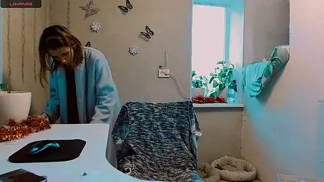 Snapshot of RosaJil chatting on 12/08/24, 11:46 RosaJil online show from 12/08/24, 11:46