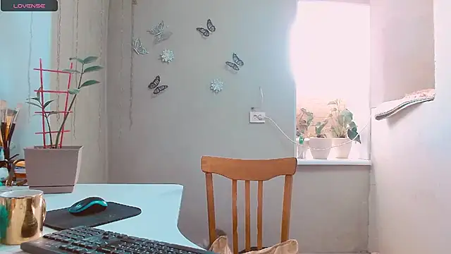 Snapshot of RosaJil chatting on 01/07/25, 01:03 RosaJil online show from 01/07/25, 01:03