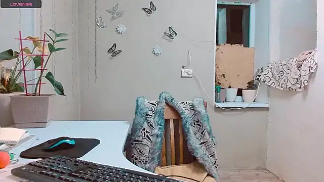 Snapshot of RosaJil chatting on 01/18/25, 04:53 RosaJil online show from 01/18/25, 04:53