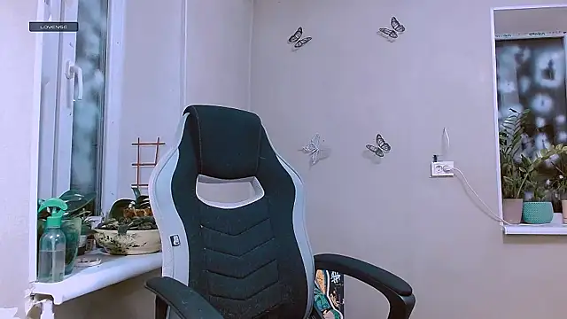 Snapshot of RosaJil chatting on 01/14/26, 07:08 RosaJil online show from 01/14/26, 07:08