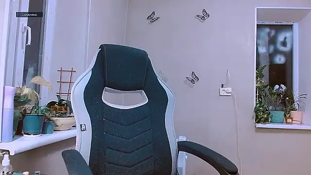 Snapshot of RosaJil chatting on 02/01/26, 05:44 RosaJil online show from 02/01/26, 05:44