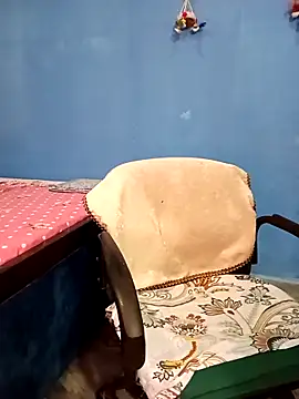 Snapshot of Gulabo-jaan chatting on 03/31/26, 09:32 Gulabo-jaan online show from 03/31/26, 09:32