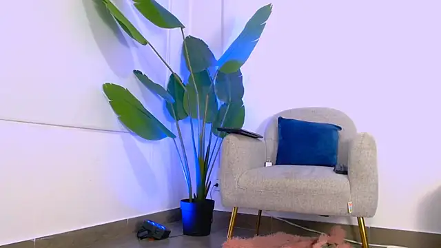 Sara ow online show from 05/05/26, 07:11