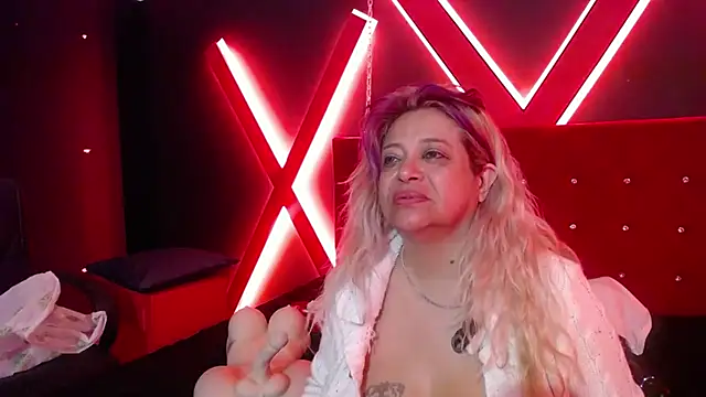 Natasha 699 online show from 10/11/25, 09:52