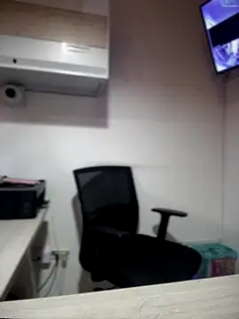 Snapshot of MarianaBenz chatting on 12/23/25, 12:19 MarianaBenz online show from 12/23/25, 12:19