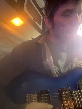 Snapshot of Followthepiper chatting on 11/18/25, 05:17 Followthepiper online show from 11/18/25, 05:17