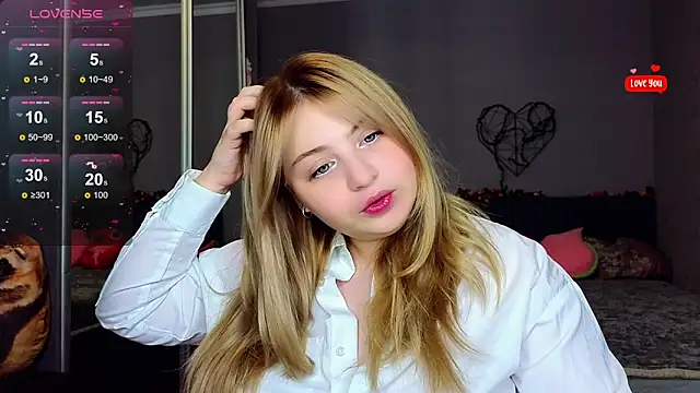 Snapshot of shy_blondiee chatting on 02/12/25, 12:16 shy blondiee online show from 02/12/25, 12:16