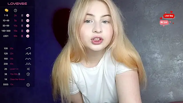 Snapshot of shy_blondiee chatting on 10/14/25, 11:16 shy blondiee online show from 10/14/25, 11:16