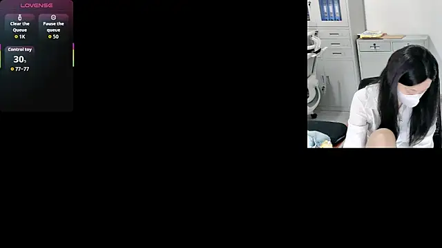 Snapshot of -DIO-DIO- chatting on 03/10/26, 06:18 -DIO-DIO- online show from 03/10/26, 06:18